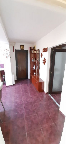 Apartament 3 camere Bragadiru Langa Anaf et1