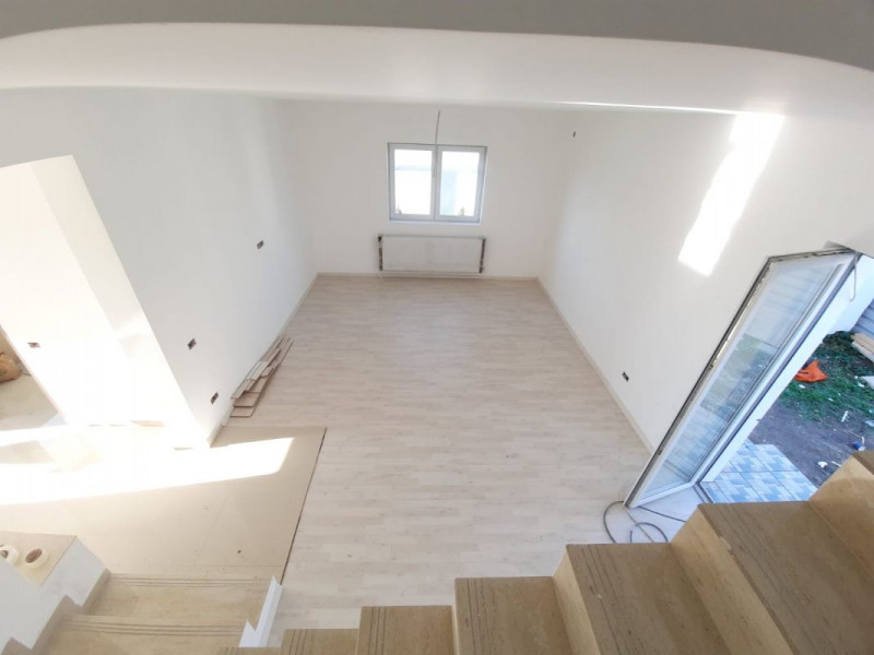 Duplex Bragadiru 4 camere 2 bai teren P+1+M id nr 79