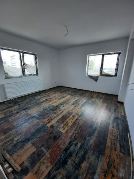 Apartament 3 camere 2 bai Cristalului loc de parcare inclus