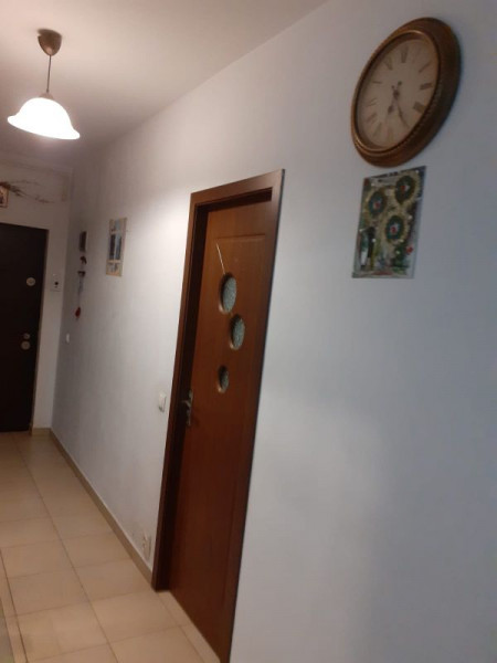 Apartament 3 camere Bragadiru Str Monumentului langa Cofetaria B&B