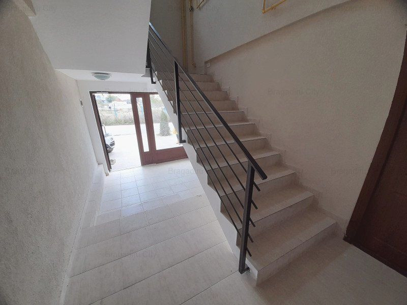 Apartament 3 camere 2 bai Bragadiru Cristalului loc de parcare inclus