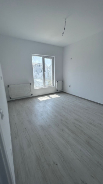 Vila/Duplex Bragadiru P+1+M 4 Camere id nr 1