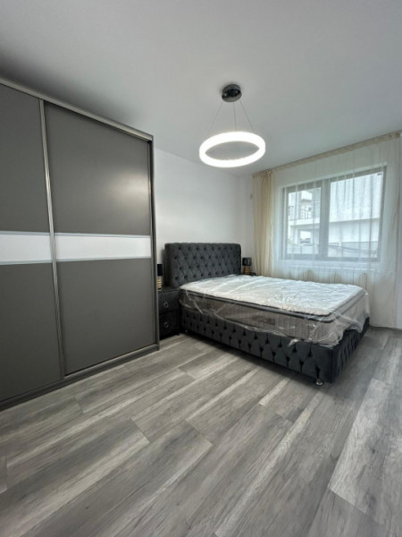 Ansamblu de Case/Vile Individuale S+P+1E str Toamnei