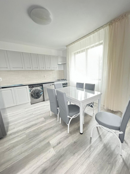 Ansamblu de Case/Vile Individuale S+P+1E str Toamnei
