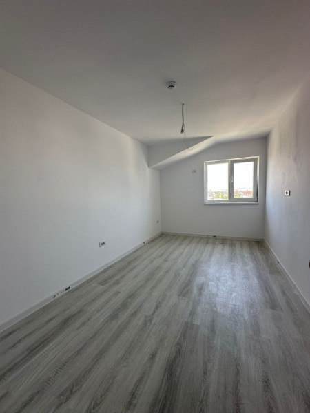 Apartament 3 camere Bragadiru-Cristalului