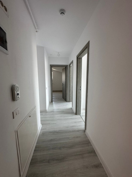 Apartament 3 camere Bragadiru-Cristalului