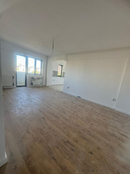 Vanzare Apartament 2 camere/Safirului