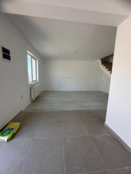 Vanzare Cub P+1+M /Mansarda finisata 4 camere id nr 28