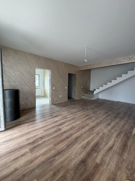 Vanzare Casa tip Cub/Bragadiru Cartierul Independentei id nr 10