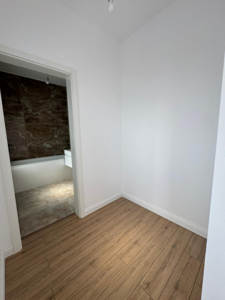 Vila/Casa Individuala 4 camere/dormitor la parter id nr 06
