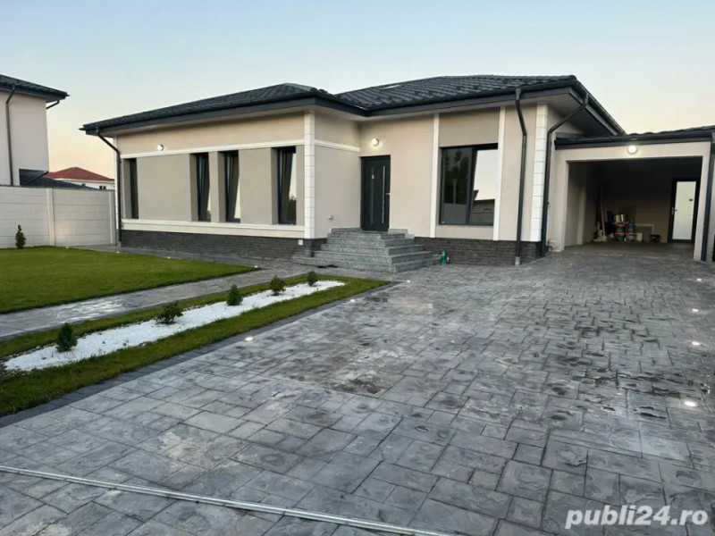 Casa Individuala/dormitor matrimonial/garaj id nr 37