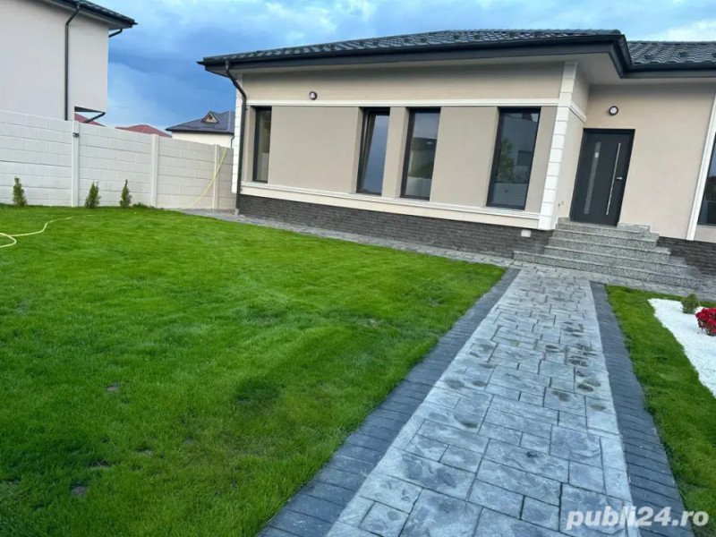 Casa Individuala/dormitor matrimonial/garaj id nr 37