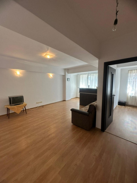 Vanzare Apartament 2 camere/Prelungirea Ghencea