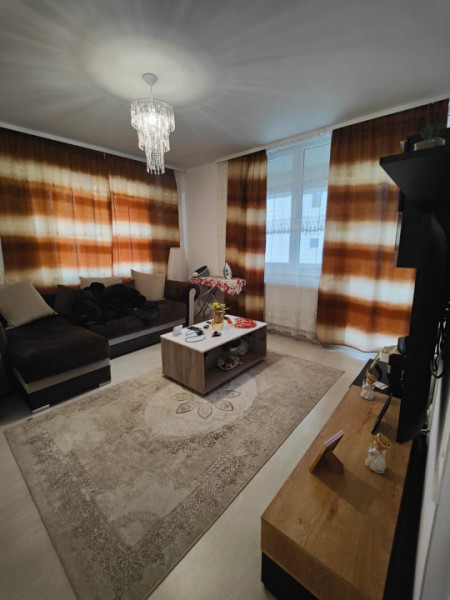 Apartament 3 camere Bragadiru strada Nazuintei