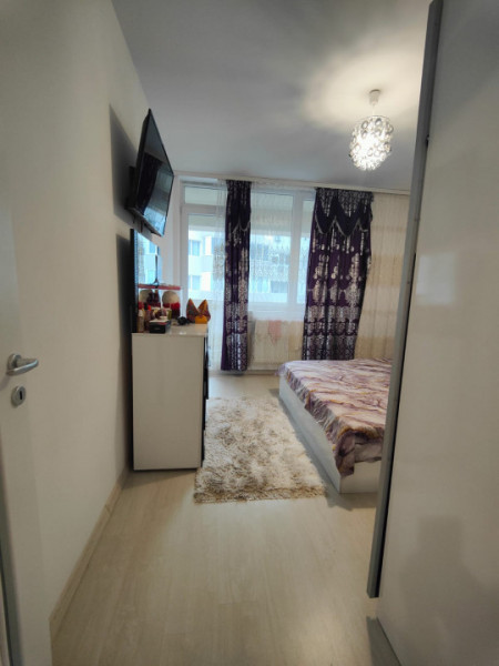 Apartament 3 camere Bragadiru strada Nazuintei