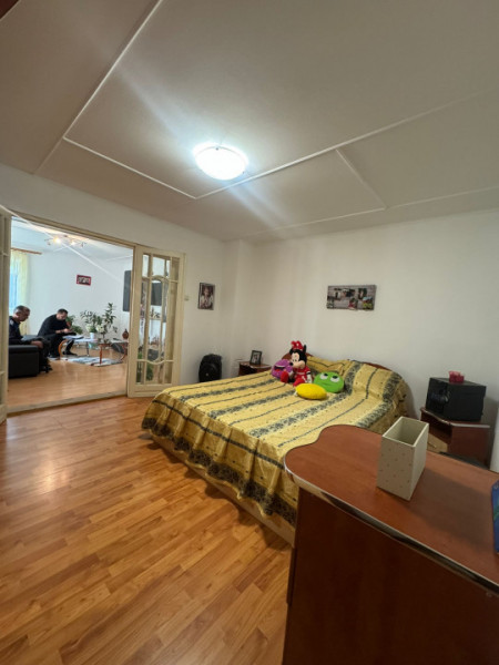 Vanzare Casa Individuala Sector 5/Strada Petrosani