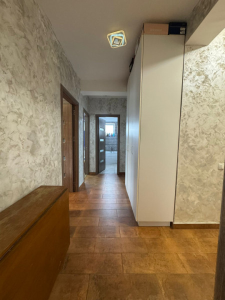 Vanzare Apartament 3 camere/Bragadiru-Cartierul Independentei