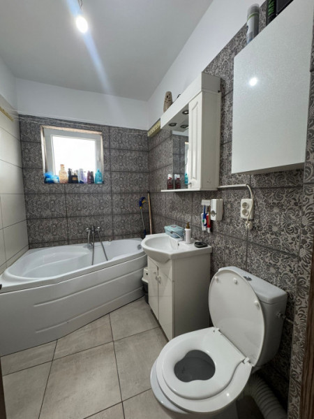 Vanzare Apartament 3 camere/Bragadiru-Cartierul Independentei