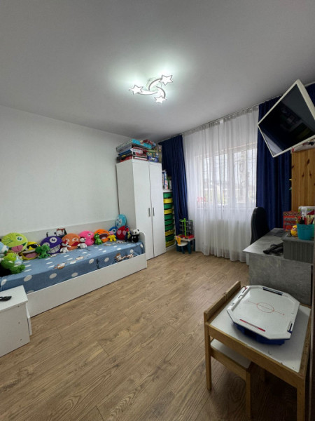 Vanzare Apartament 3 camere/Bragadiru-Cartierul Independentei