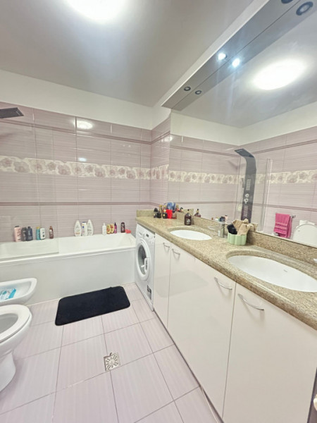 Vanzare Apartament 2 camere/Mobilat si utilat/Cartierul Verde