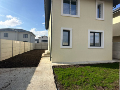 Vanzare Casa/Vila Individuala Cartierul Independentei/id nr 5