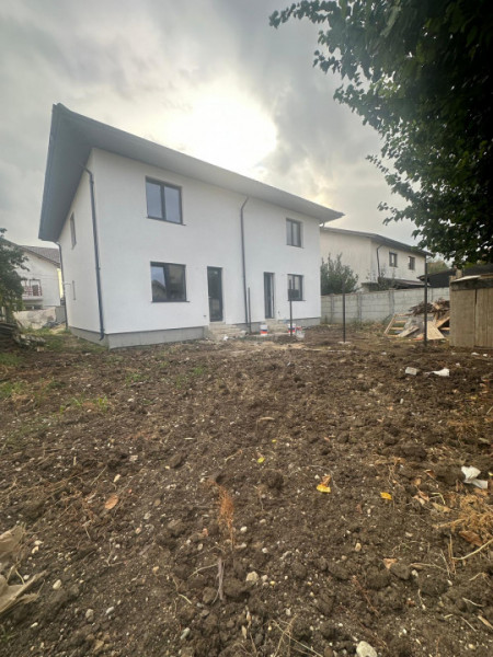 Vila /Duplex Bragadiru Strada Gliei 4 camere/id nr 17