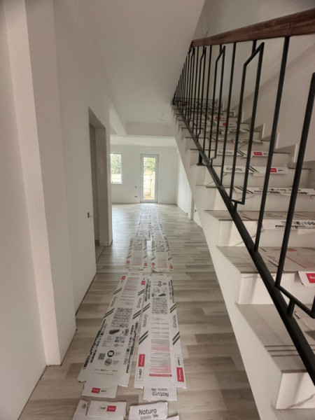 Vila /Duplex Bragadiru Strada Gliei 4 camere/id nr 17