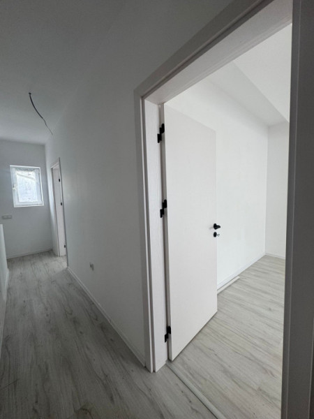 Vila/Duplex Bragadiru P+1+M 4 Camere id nr 1