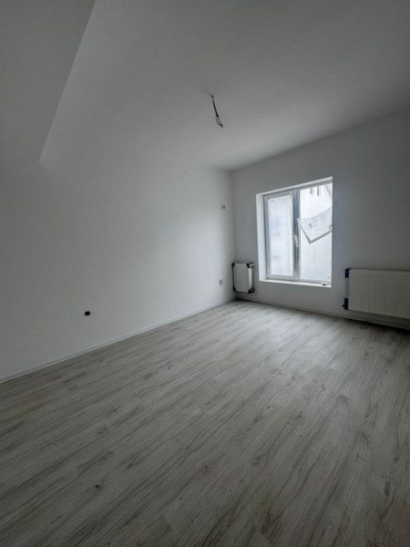 Vila/Duplex Bragadiru P+1+M 4 Camere id nr 1