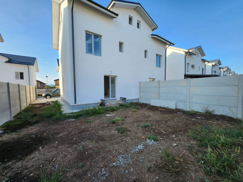 Vila/Duplex Bragadiru P+1+M 4 Camere id nr 1