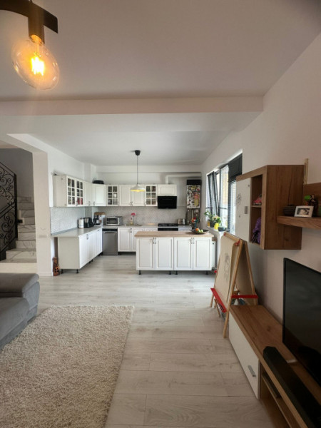 Vanzare Vila/Duplex Bragadiru P+1+M /Mobilata si Utilata id nr 20