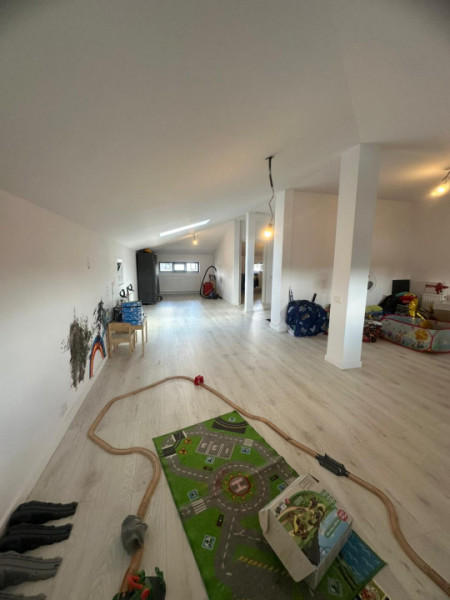 Vanzare Vila/Duplex Bragadiru P+1+M /Mobilata si Utilata id nr 20