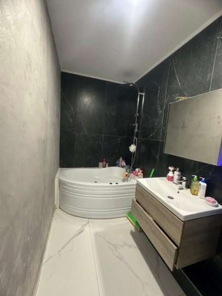 Vanzare Apartament 2 camere/Strada Safirului/Mobilat si Utilat
