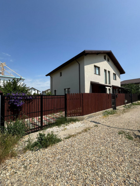 Vanzare Duplex str Salciei/3 camere/id nr 22