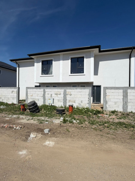 Vanzare Duplex P+1+Pod /4 camere/str Celofibrei-Crisul Repede id nr 26