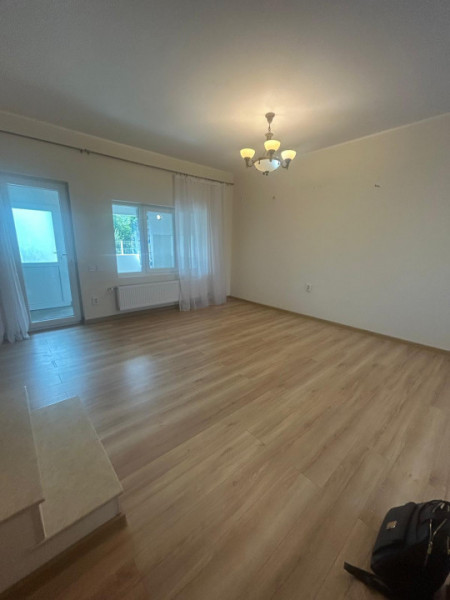 Vanzare Mijloc Triplex/Bragadiru strada Libertatii/id nr 29