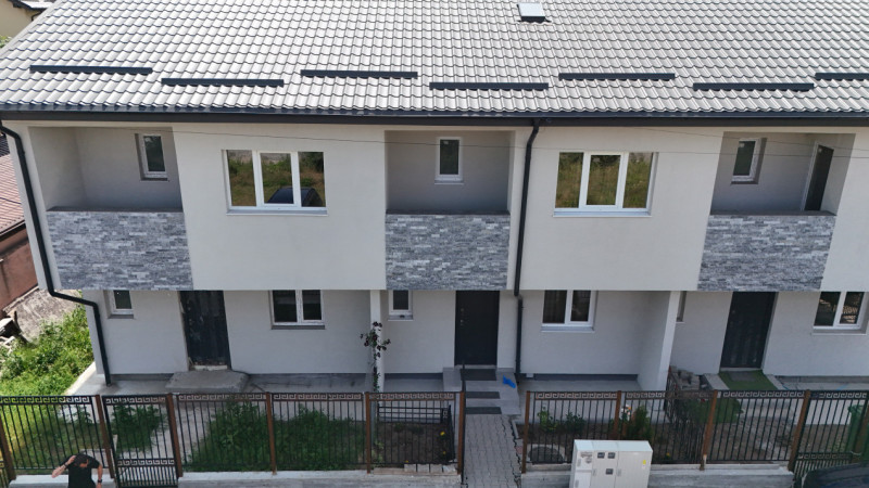 Vanzare Mijloc Triplex/Bragadiru strada Libertatii/id nr 29