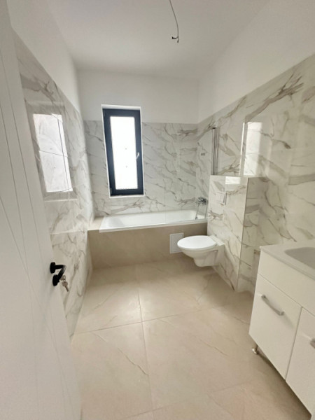 Vanzare Casa/Vila 3 camere/Cartierul Independentei/Id nr 33