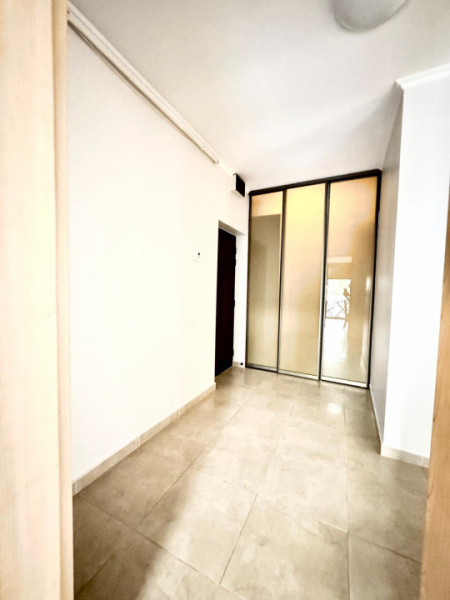 Vanzare Apartament 2 camere strada Diamntului/Loc de parcare inclus