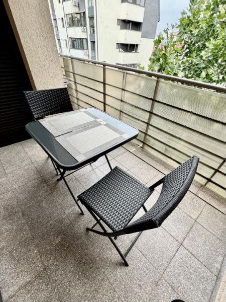 Vanzare Apartament 2 camere strada Diamntului/Loc de parcare inclus
