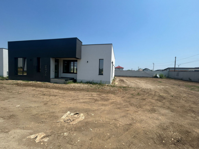 Vanzare Casa Individuala/Parter in Ansamblu Domnesti