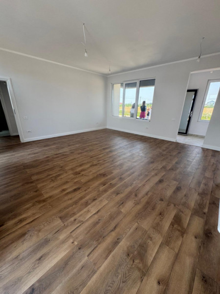 Vanzare Casa Individuala/Parter in Ansamblu Domnesti