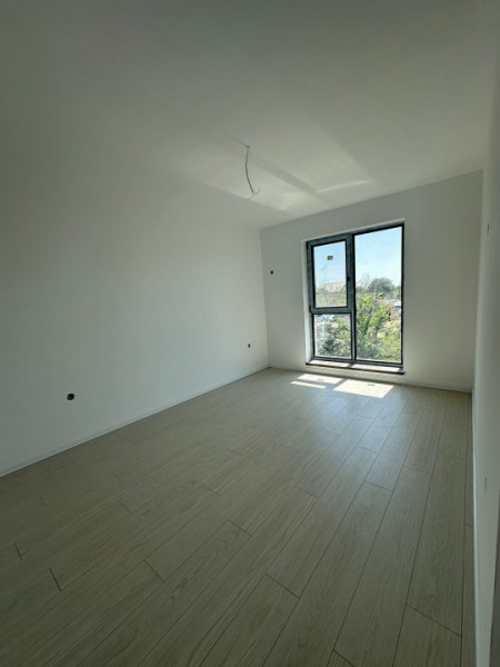 Vanzare Vila Individuala/Cristalului/5 camere id nr 54