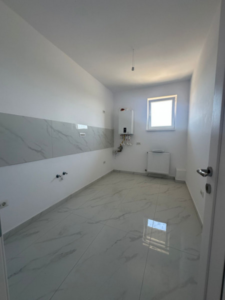 Vanzare Apartament 2 camere Strada Crisul Repede decomandat