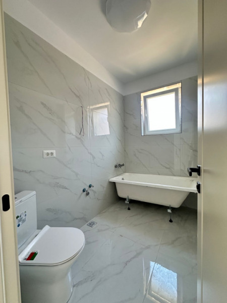 Vanzare Apartament 2 camere Strada Crisul Repede decomandat