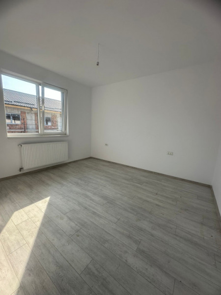Vanzare Apartament 2 camere Strada Crisul Repede decomandat