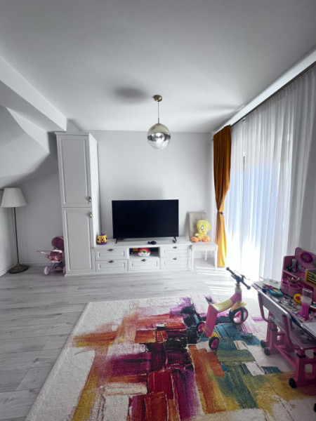 Capat-Casa tip Insiruita/Bragadiru-Cartierul Independentei/P+1+M id nr 66