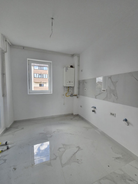 Apartament 3 camere Bragadiru-Cristalului 