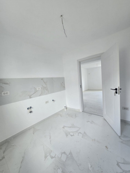 Apartament 3 camere Bragadiru-Cristalului 