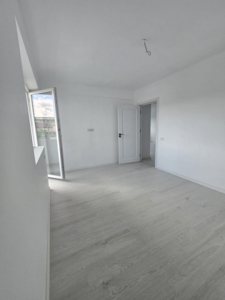 Apartament 3 camere Bragadiru-Cristalului 